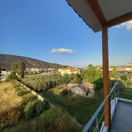 Holiday home Wooden Ermioni