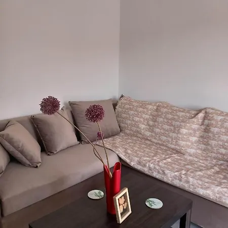 Wooden * Ερμιόνη